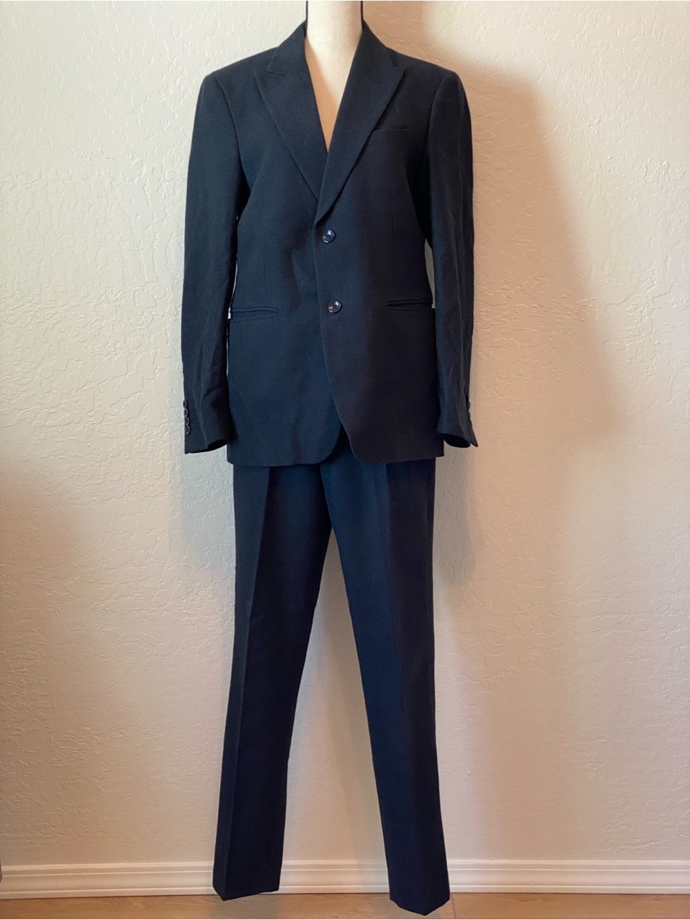 Men's Classic Navy Two-Button Tailored Tweed Herringbone Suit